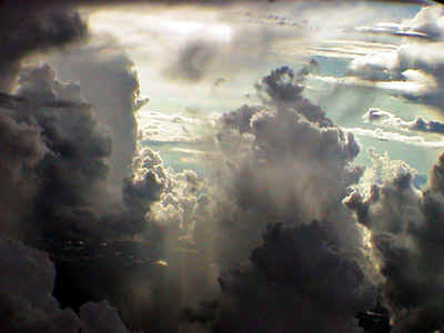 clouds1a.jpg (54895 bytes)