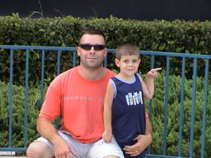 jonjonjon.jpg (13758 bytes)