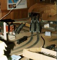 traina.jpg (9676 bytes)